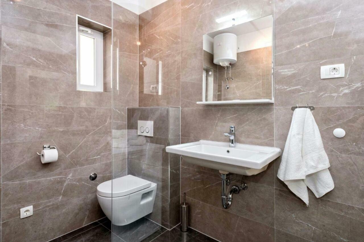 Apartment Maja Split Eksteriør billede