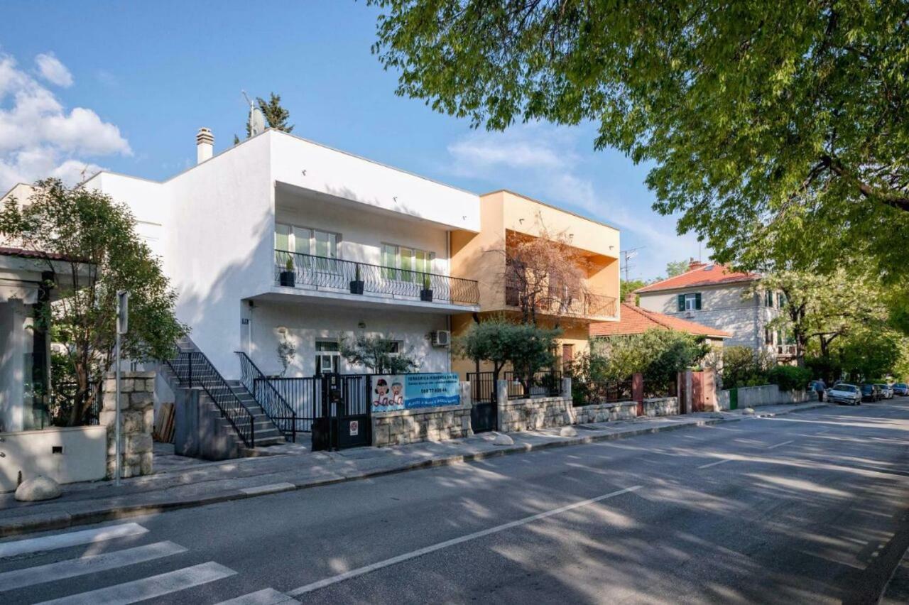Apartment Maja Split Eksteriør billede
